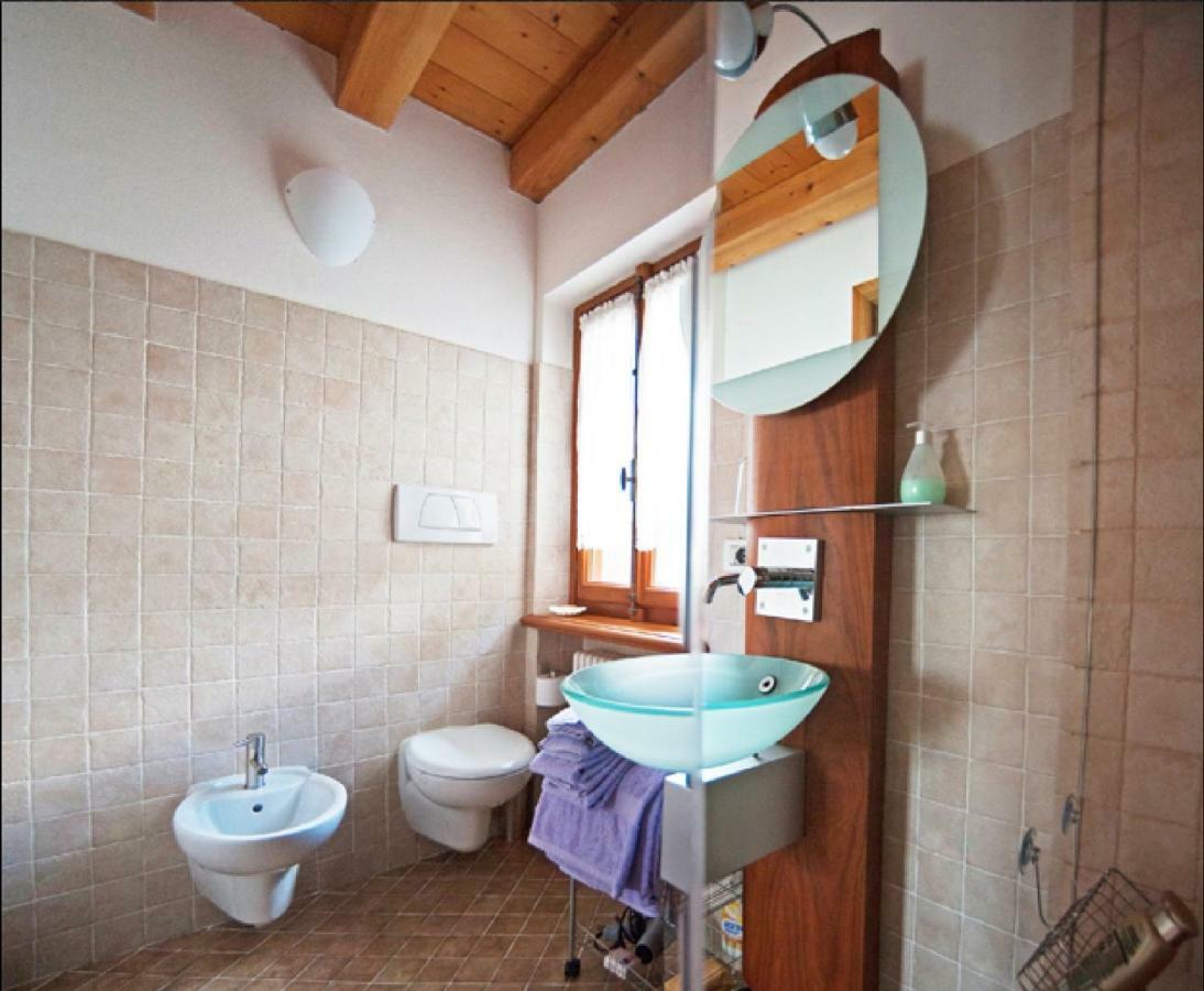 Bus De L'Och Bed and Breakfast Feltre Buitenkant foto